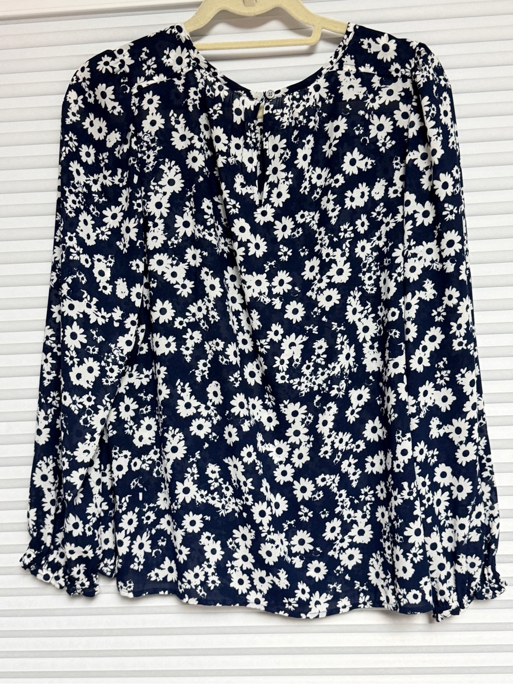 LOFT Navy and White Floral Long Sleeve Blouse - Picture 4 of 10
